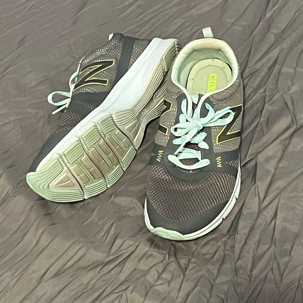 New Balance like new running sneakers.